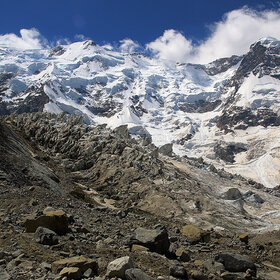 Безенгийская стена (1)